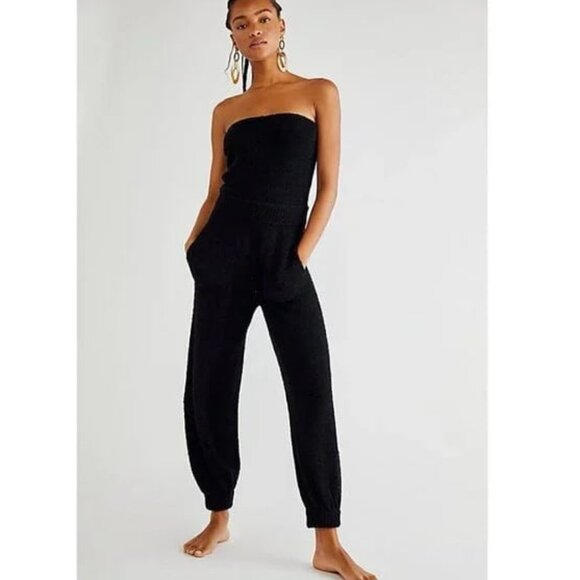NWOT FREE PEOPLE BEACH Claire Teddy Plush Strapless One-Piece Jumpsuit Black XS - Picture 2 of 8